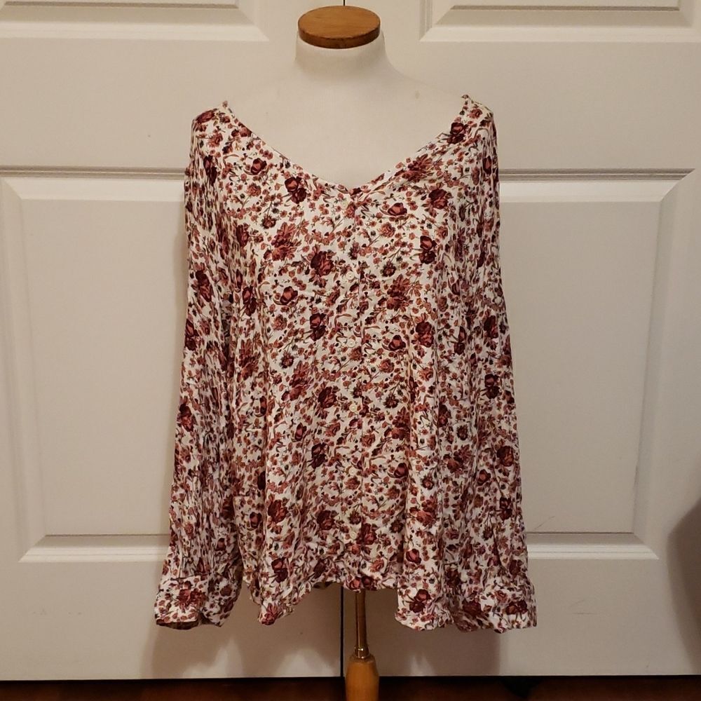 Melrose and Market Womens 3X Floral V-Neck Button Front Long Sleeve Blouse Cream